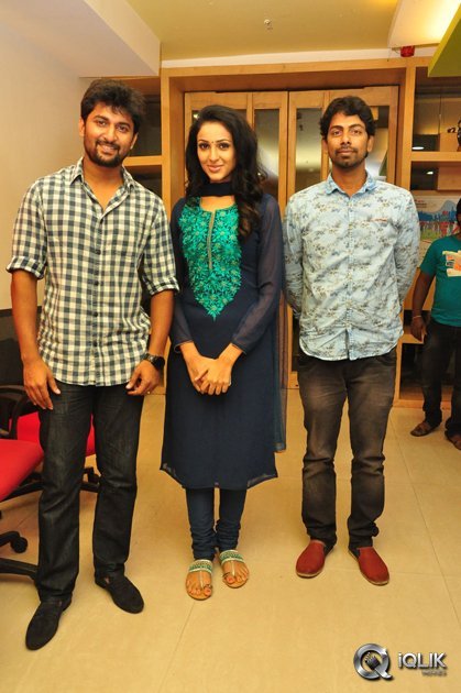 Majnu-Movie-Team-At-Radio-Mirchi